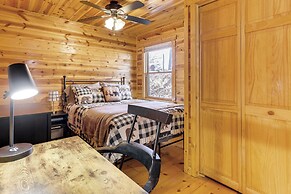 Fish & Hike: Wooded Circle P Cabin in Murphy