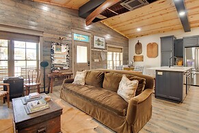 Fly Fishers Paradise: Getaway Near White River!