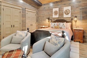 Fly Fishers Paradise: Getaway Near White River!