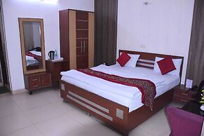 Hotel Rajhans Regency