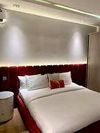 Sujimoto Residences - The AVEs