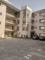 Sujimoto Residences - The AVEs