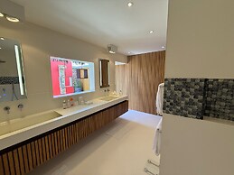 Casana Hotel