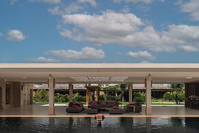 Casana Hotel