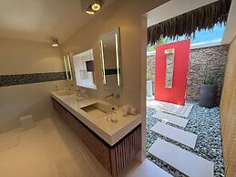 Casana Hotel