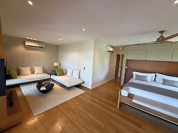 Casana Hotel
