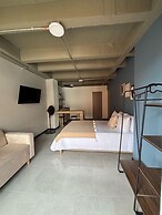 Hotel Moore 45