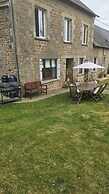 The Lions Den - La Loge Mantilly
