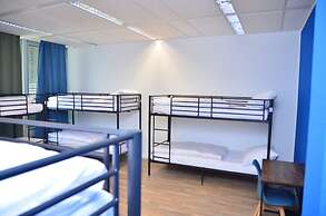 XENON HOSTELS UG