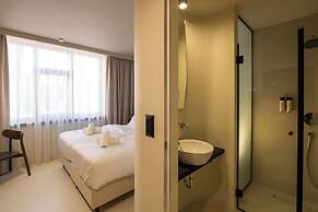 OPERA Boutique Hotel & Restaurant & Bar