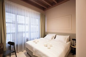 OPERA Boutique Hotel & Restaurant & Bar