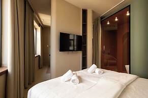 OPERA Boutique Hotel & Restaurant & Bar