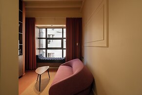 OPERA Boutique Hotel & Restaurant & Bar