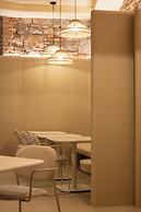 OPERA Boutique Hotel & Restaurant & Bar