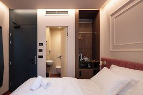 OPERA Boutique Hotel & Restaurant & Bar