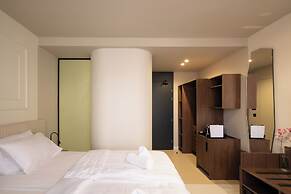 OPERA Boutique Hotel & Restaurant & Bar