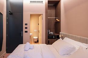 OPERA Boutique Hotel & Restaurant & Bar