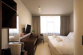 OPERA Boutique Hotel & Restaurant & Bar