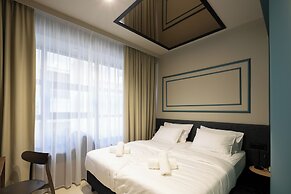 OPERA Boutique Hotel & Restaurant & Bar