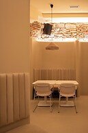 OPERA Boutique Hotel & Restaurant & Bar