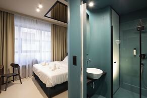 OPERA Boutique Hotel & Restaurant & Bar