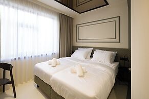 OPERA Boutique Hotel & Restaurant & Bar