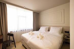OPERA Boutique Hotel & Restaurant & Bar