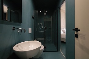 OPERA Boutique Hotel & Restaurant & Bar