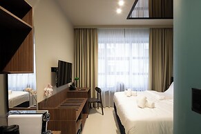OPERA Boutique Hotel & Restaurant & Bar