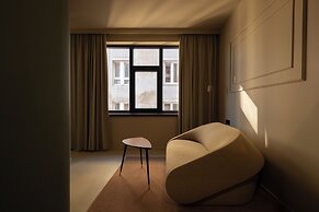 OPERA Boutique Hotel & Restaurant & Bar