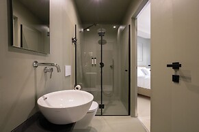 OPERA Boutique Hotel & Restaurant & Bar