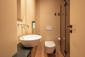 OPERA Boutique Hotel & Restaurant & Bar