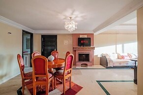 Luxe Appt 2 CH Piscine & Parking