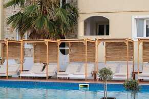 Nikos Lux Apartments