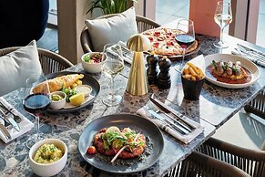 Hotel Indigo Gloucester The Forum By IHG