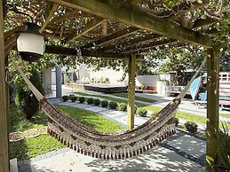 Ampla Casa com Piscina Ponta do Papagaio