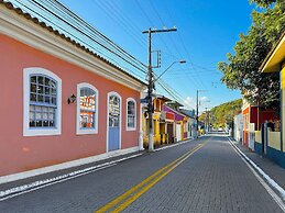 Casa à Beira Mar no Ribeirão -SDI012