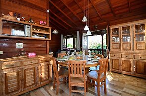 Casa à Beira Mar no Ribeirão -SDI012