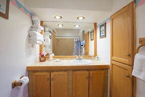 Cascade Motel