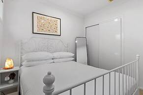 Family Escape With Private Courtyard