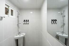 Stay 105 Haenggung Residence