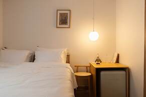 Stay 105 Haenggung Residence