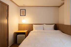 Stay 105 Haenggung Residence