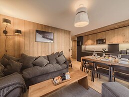 Chic Alpine Apartment With Shared Pool