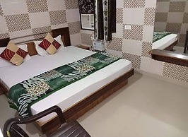 Hotel Bharat Residency