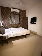 HOTEL LOTUS