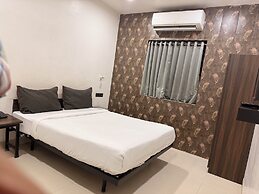HOTEL LOTUS