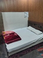 Hotel Deepdarshan Inn