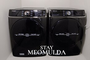 STAY MEOMULDA