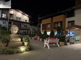 CDS Luxury Homestay Shimla